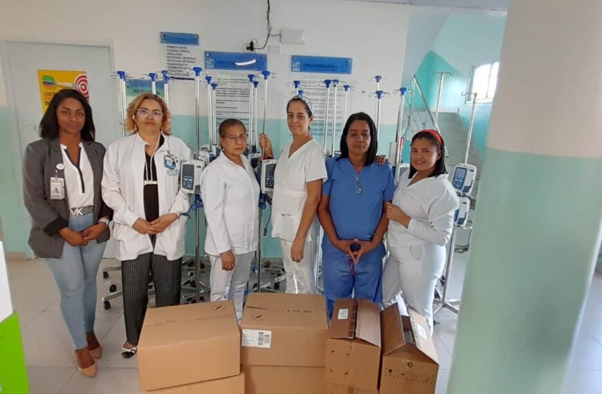 Hospital Provincial General Santiago Rodríguez recibe Bombas de infusión del SNS
