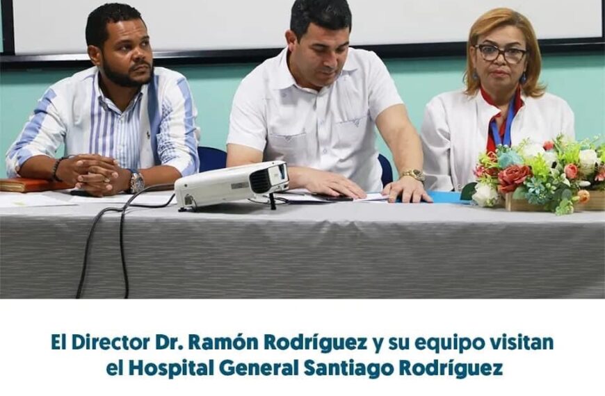 El doctor Ramón Rodríguez y su equipo visitan el Hospital General Santiago Rodríguez