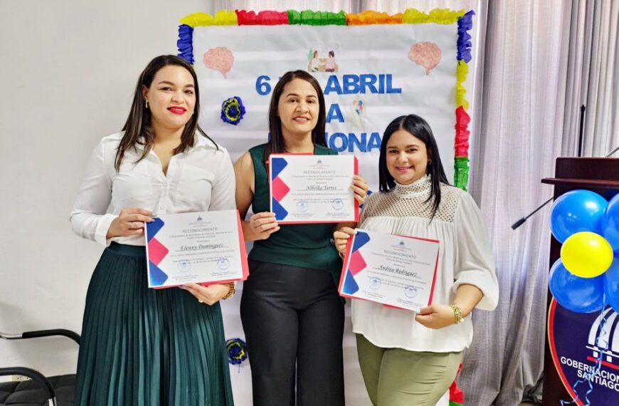Psicólogas del Hospital Provincial General Santiago Rodríguez son reconocidas por su labor en el Día Mundial del Psicólogo