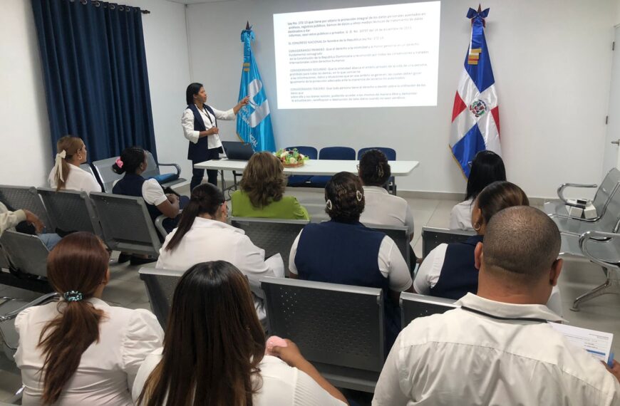 Hospital Provincial General Santiago Rodríguez realiza taller sobre Protección de Datos Personales
