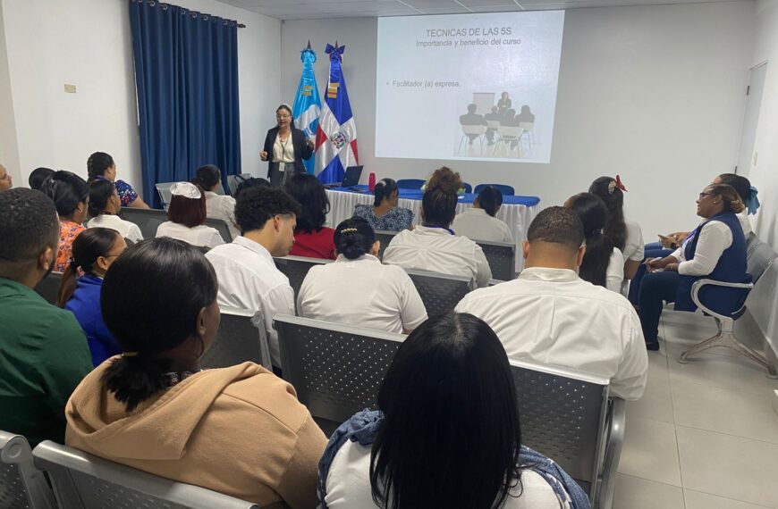 Hospital Provincial General Santiago Rodríguez realiza taller sobre Técnicas de las 5S
