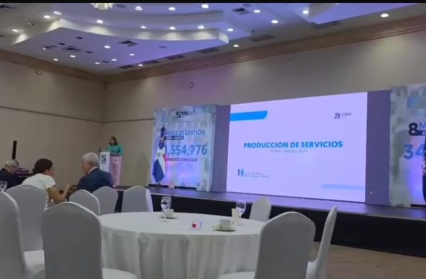 Directora del Hospital Provincial General Santiago Rodr&iacute;guez expone desaf&iacute;os y logros institucionales como ejemplo de buenas pr&aacute;cticas